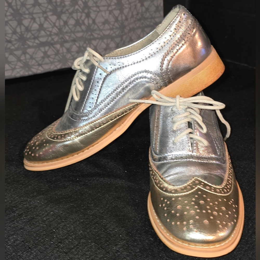 Wanted Silver/gold Oxford Shoes